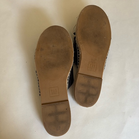 GAP Black Espadrille Leather Slide Sandals - Picture 7 of 12